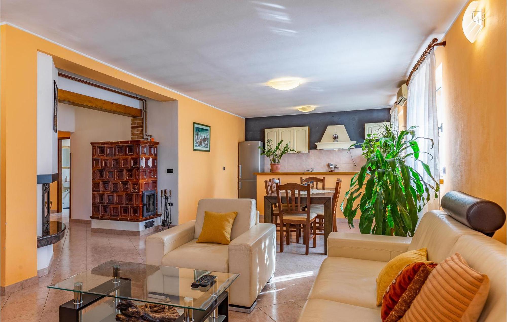 Lovely Home In Sisan With Outdoor Swimming Pool Екстер'єр фото